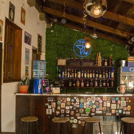 Tzunun Hostel Antigua Екстериор снимка