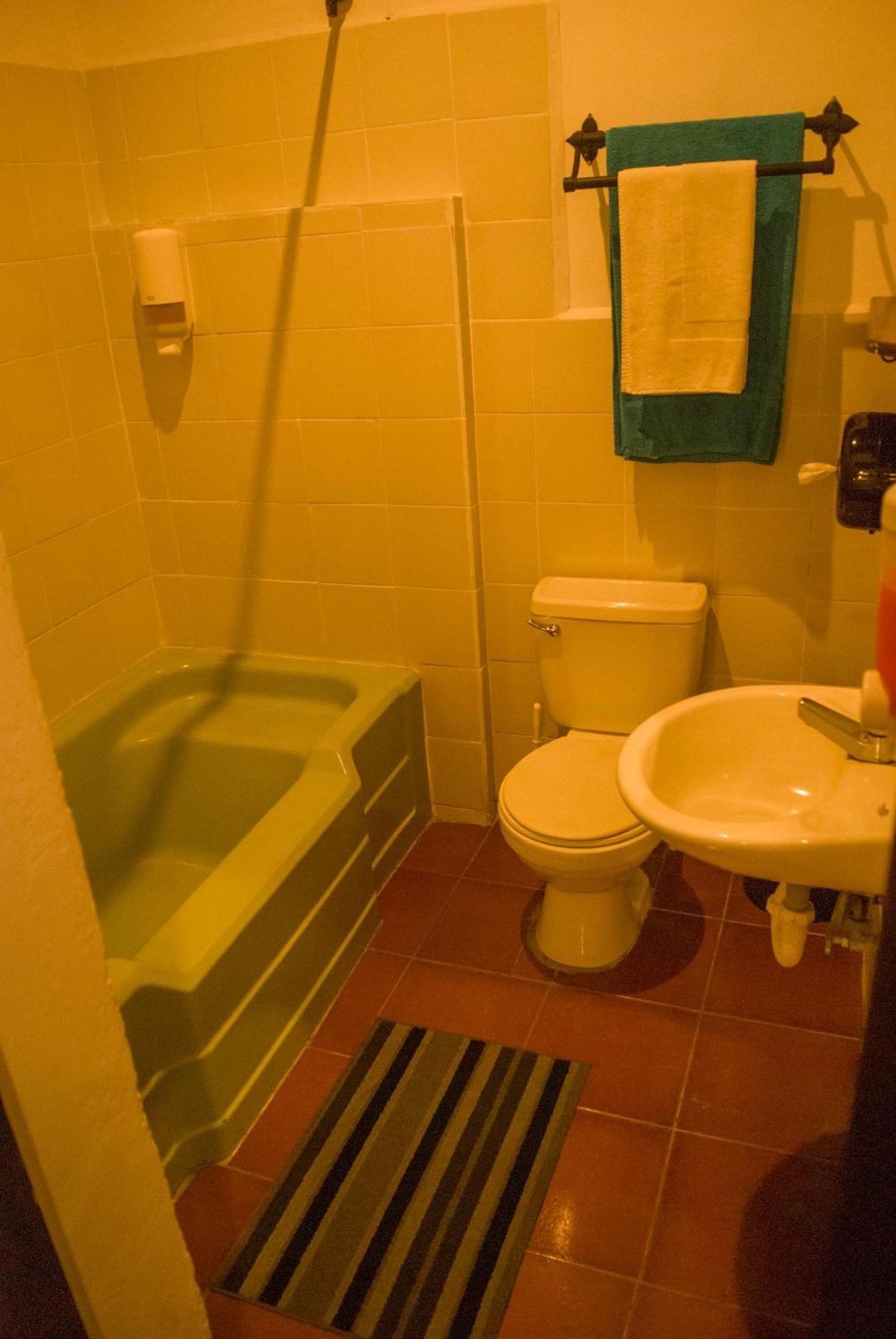 Tzunun Hostel Antigua Екстериор снимка